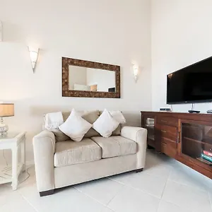  Apartment Lantana No. 34 Barbados